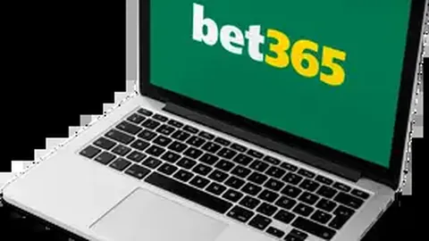 昨晚荣耀双响，迪拜国民队迎月巅峰对决，战火燃情！